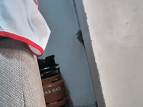 sexyleah25 webcam