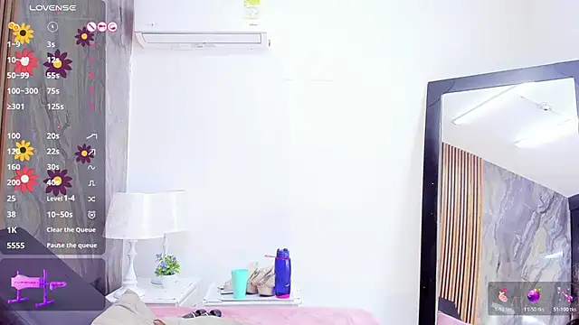 LauraSaenz01 webcam