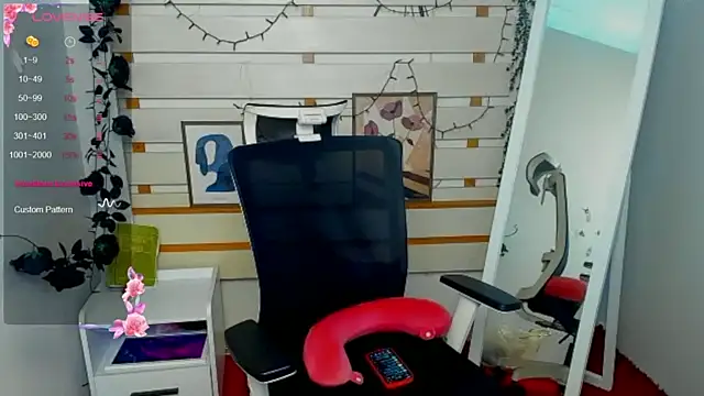 Josephine_Kiss webcam