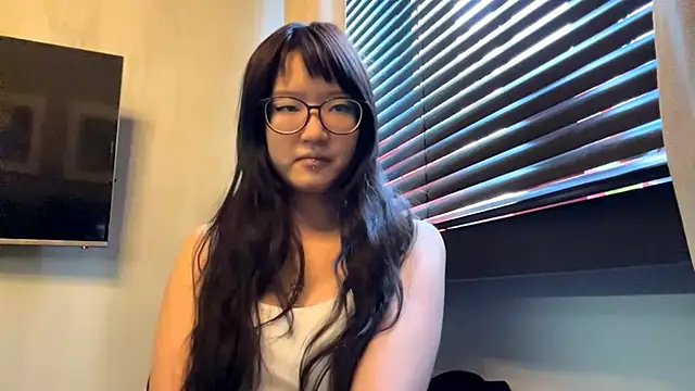neonami webcam
