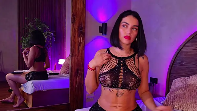 renata_black_ webcam