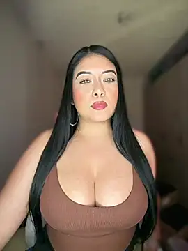 cami_ortiz__ webcam