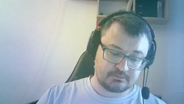 SirAbuser webcam