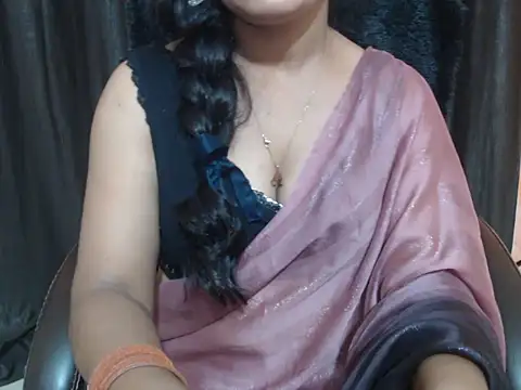 Kudi_Kiyara webcam