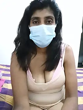 Amisha-35 webcam