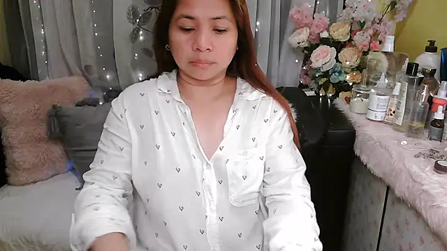 OhmyPinay webcam