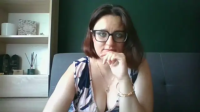 sensual_paris live cam on StripChat