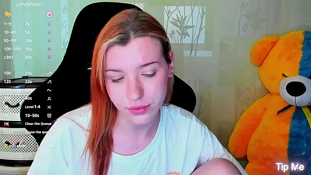 MeganNewCat webcam