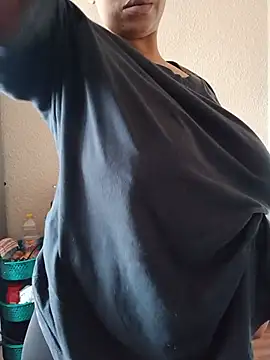 FreakyAngel3X webcam