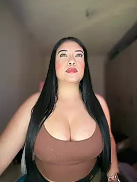 cami_ortiz__ webcam