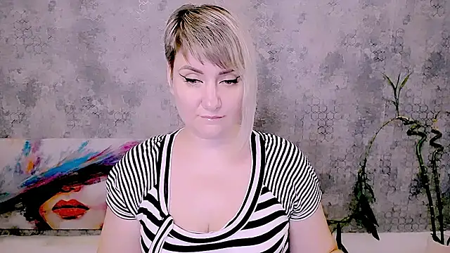 Djullia webcam
