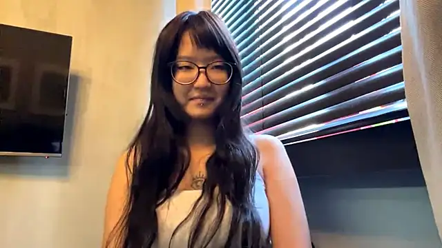 neonami webcam