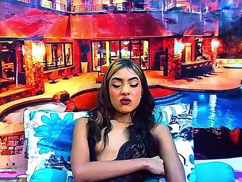 IndianPretty14u2Luv webcam