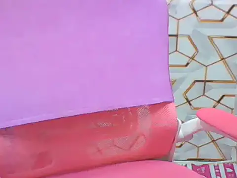 Hornyblaire18 webcam