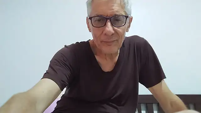 BIGUNCUTHARDCOCK webcam