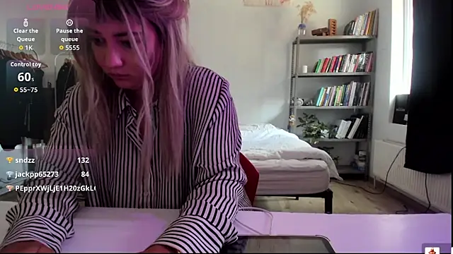 RamonaK99 webcam