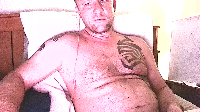 Yournaughty webcam