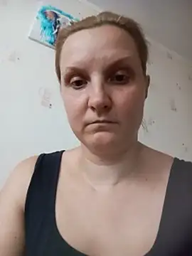 SusanGold9211 webcam