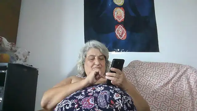 ExquisiteMature webcam