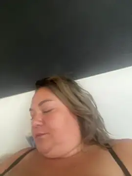 MikyVesela webcam