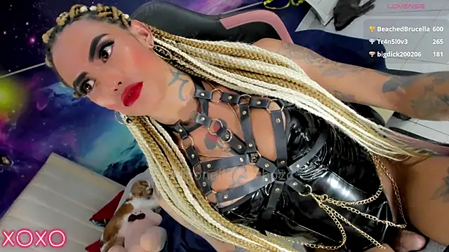 Nella_Dolls webcam
