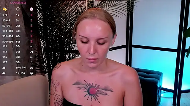 LianaFord webcam