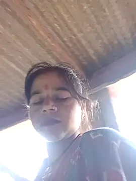 firoja_hotbaby34's live room