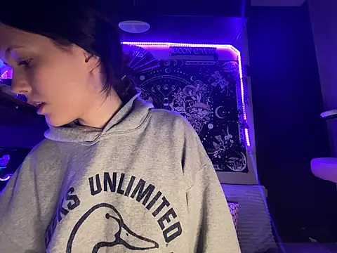 Lilactease webcam