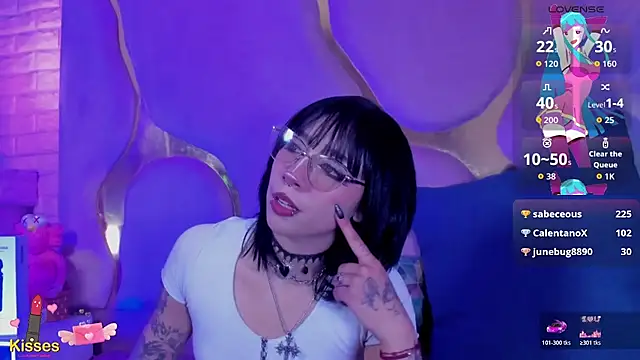 NaniiSisy webcam