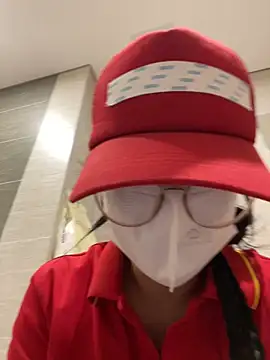 Sneaky_Cumshoot