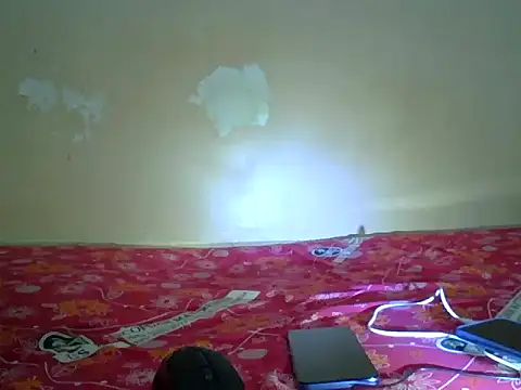 handsome25555 webcam