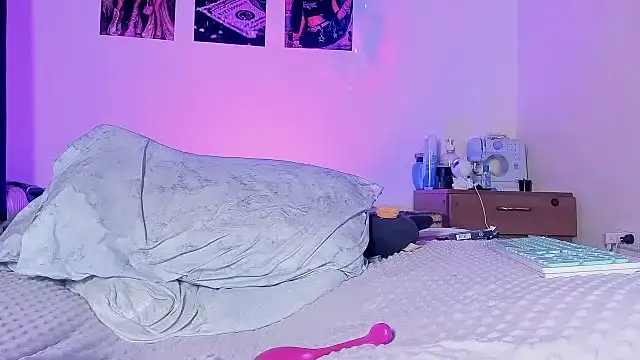 Marian_Cristal webcam