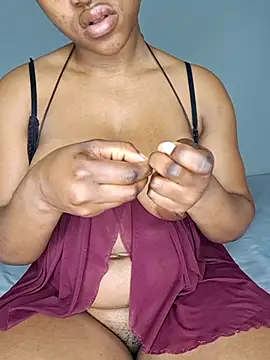 CertifiedhottieXOXO webcam