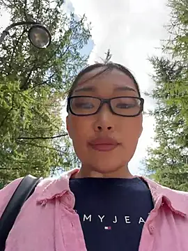 trytomakememoam webcam