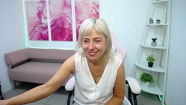 LaurenWishy webcam