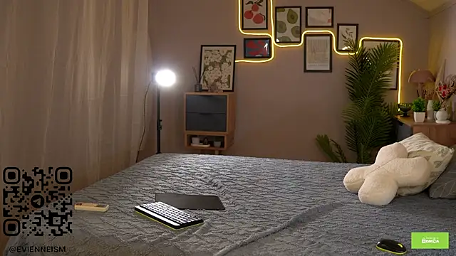 Lunea_Evienne_ webcam