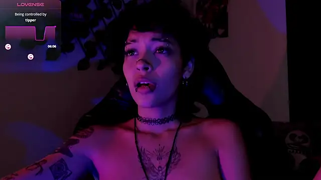 Anny_Kiitty webcam
