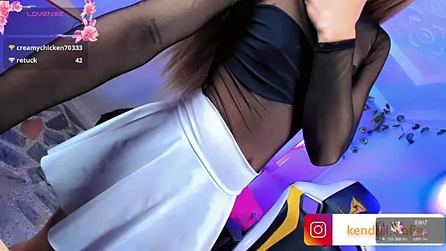 Sophiaa_doll_ webcam