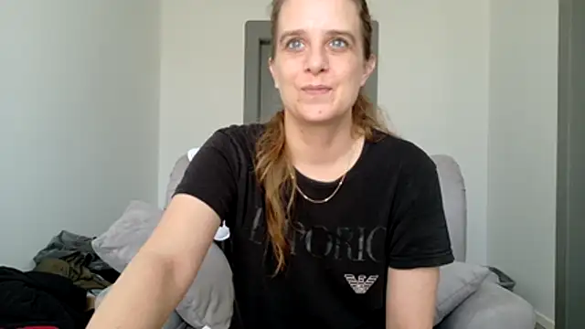 Chantalee webcam