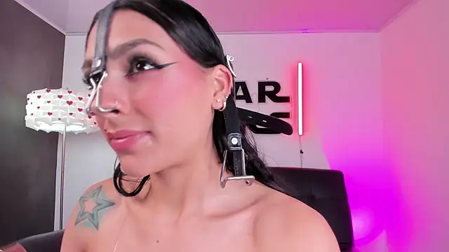 miss___evangeline webcam
