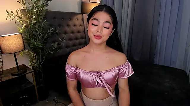 AsianHugecockAnna webcam