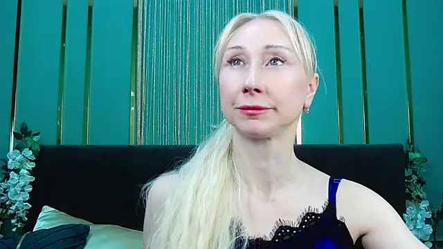 KissDreamm webcam