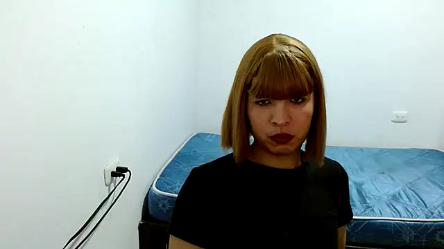 estefania224 webcam