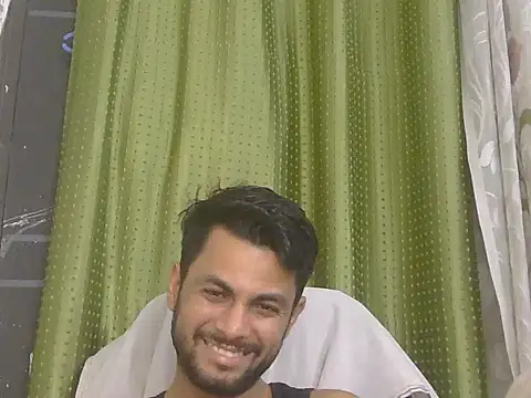 Stubborndesiboy webcam