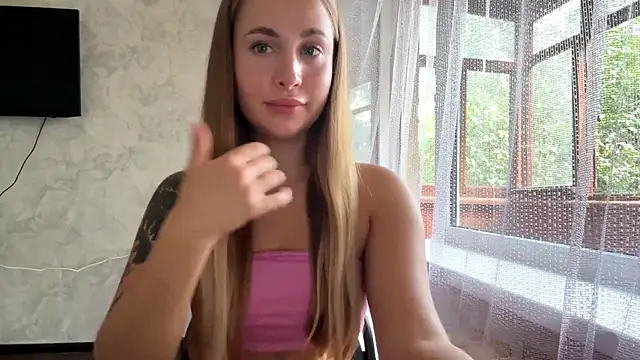 Micky_blush webcam