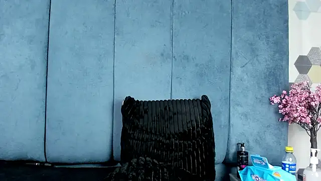 Megan_Thompson_ webcam