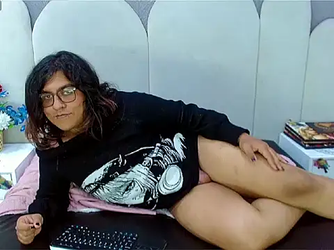 jessie_dark30 webcam