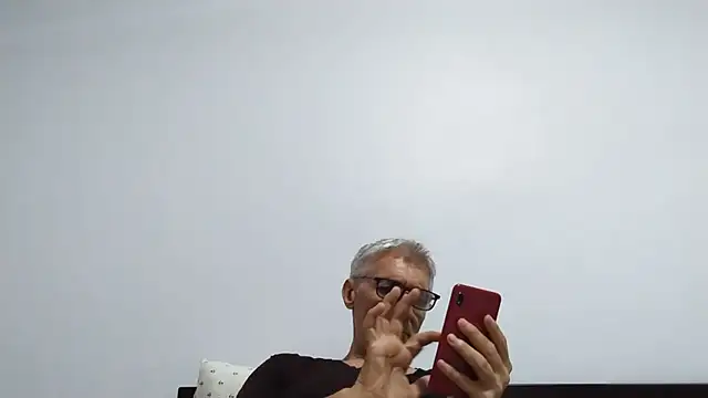 BIGUNCUTHARDCOCK webcam