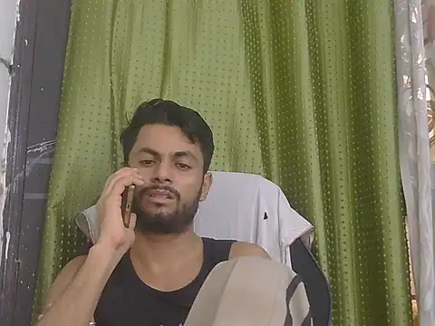 Stubborndesiboy webcam