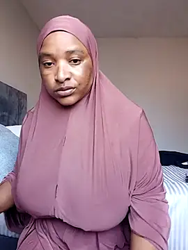 Sweetbxxx24 webcam